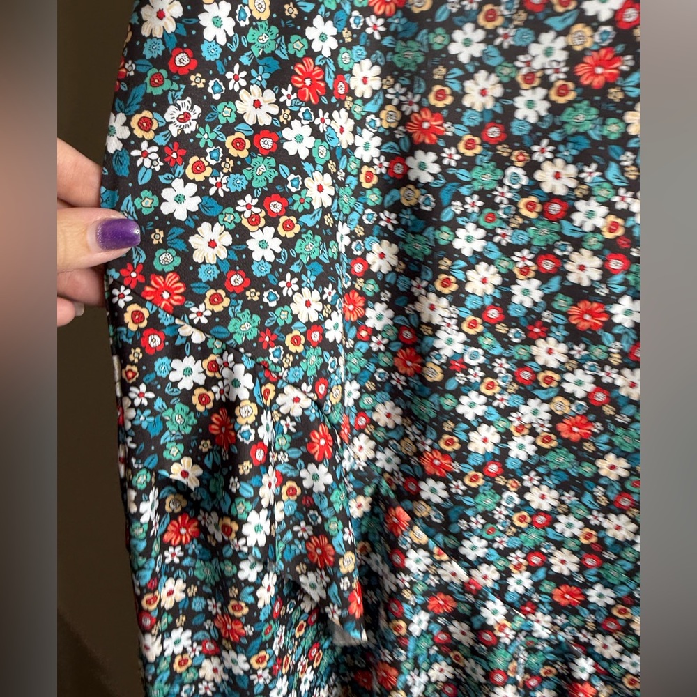 Lands' End Multicolor Floral swim skirt size medium 10/12 - Picture 3 of 11